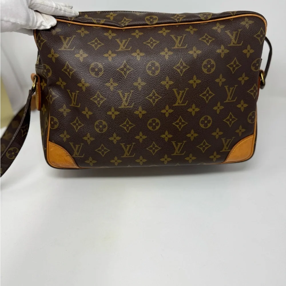💯 Authentic LOUIS VUITTON Nile GM  Monogram Bag - Picture 5 of 10